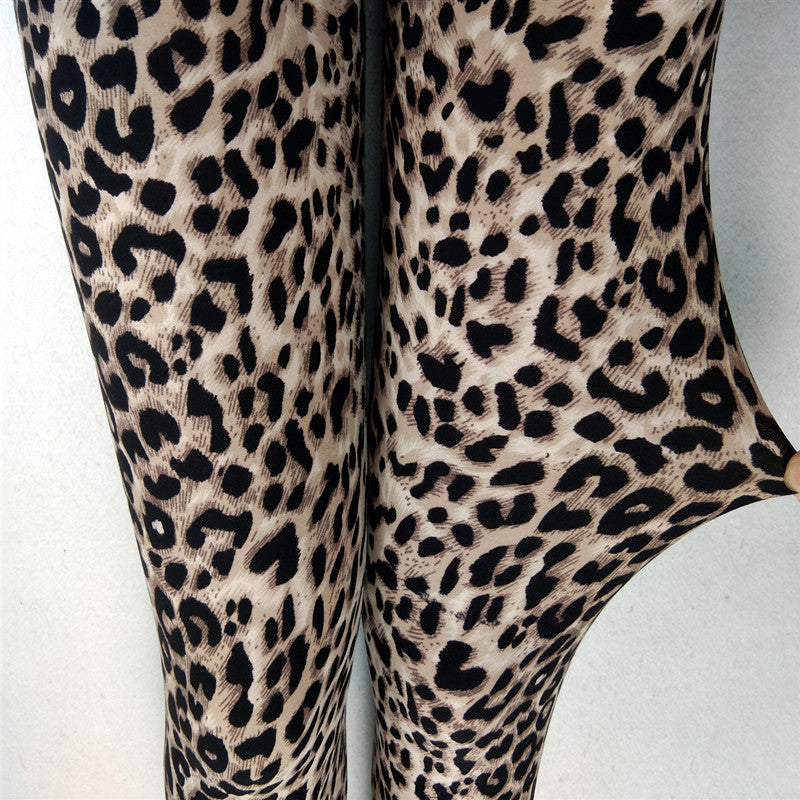 Elastične pantalone sa leopard printom